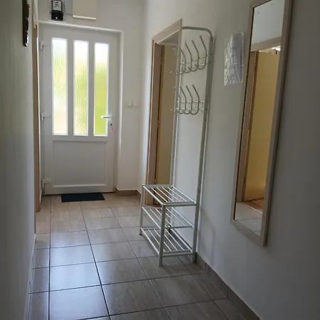 Apartment Luka Šilo